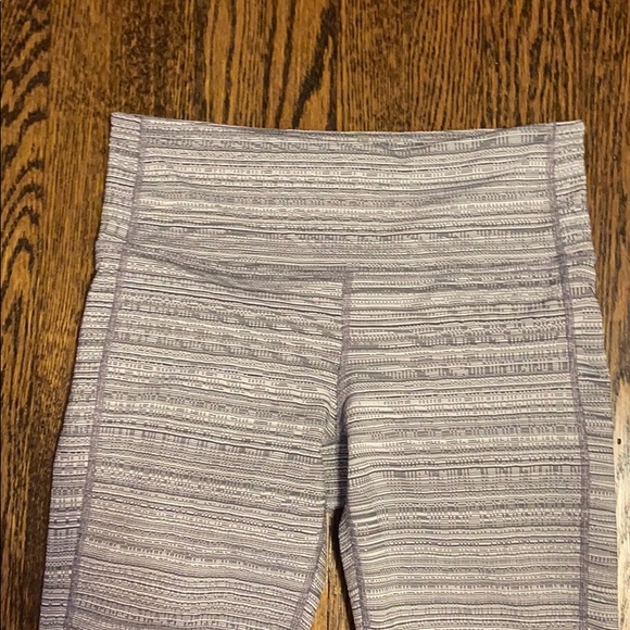 Athleta Gray & White Leggings - Picture 4 of 7